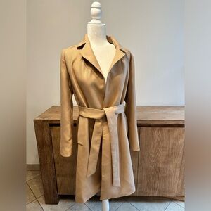 Beautiful never worn Zara coat, size small